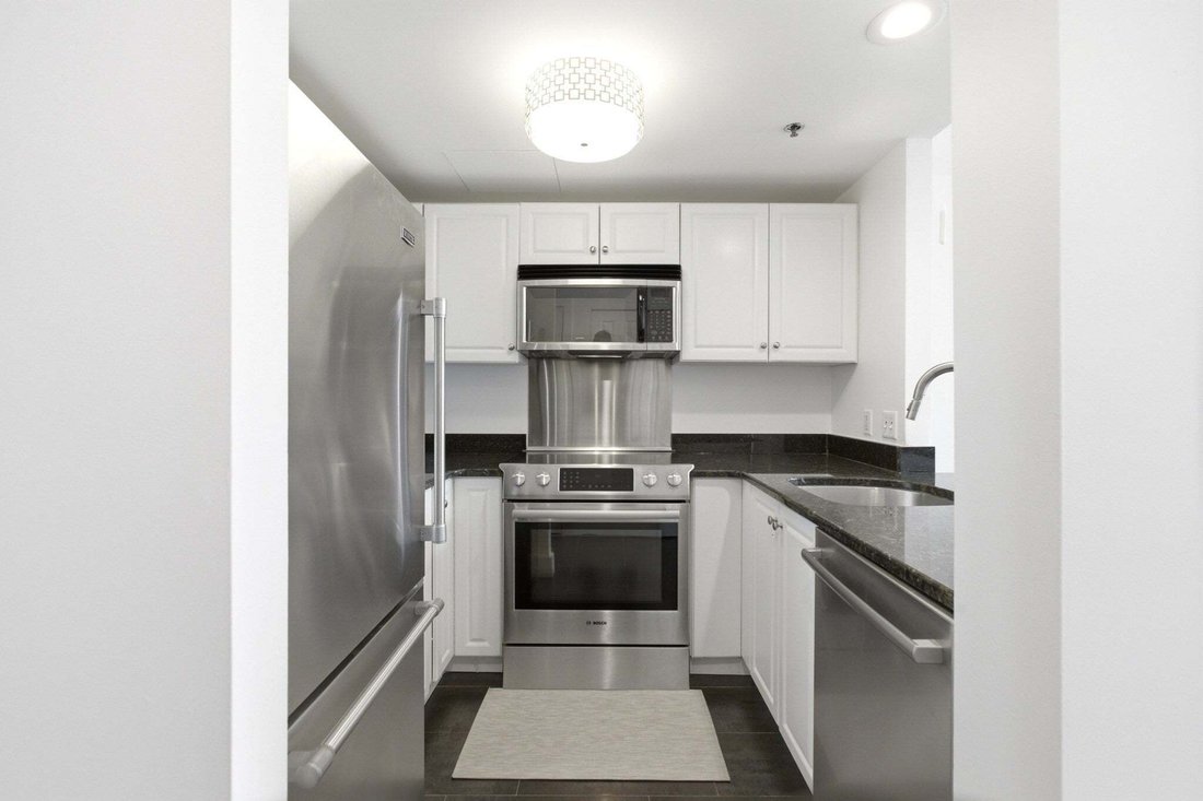 Condo in Cambridge, Massachusetts, United States 4 - 17855866