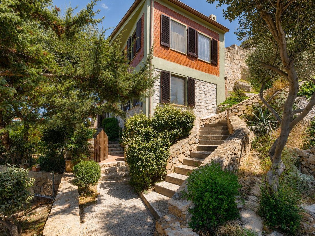 Villa en Lungòni/Santa Teresa Gallura, Cerdeña, Italia 4 - 18790736
