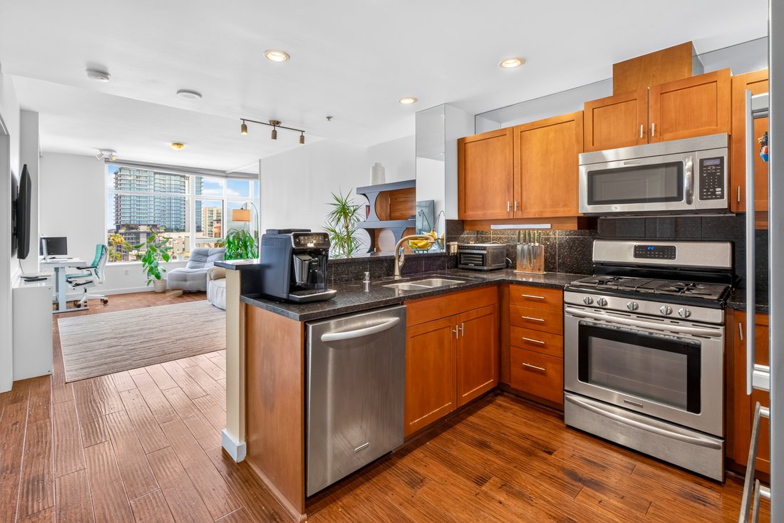 Condo in San Diego, California, United States 5 - 18790536