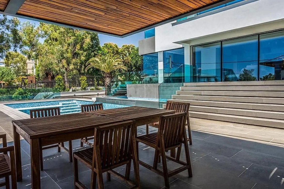 Villa in Vouliagmeni, Attica, Greece 3 - 18791188