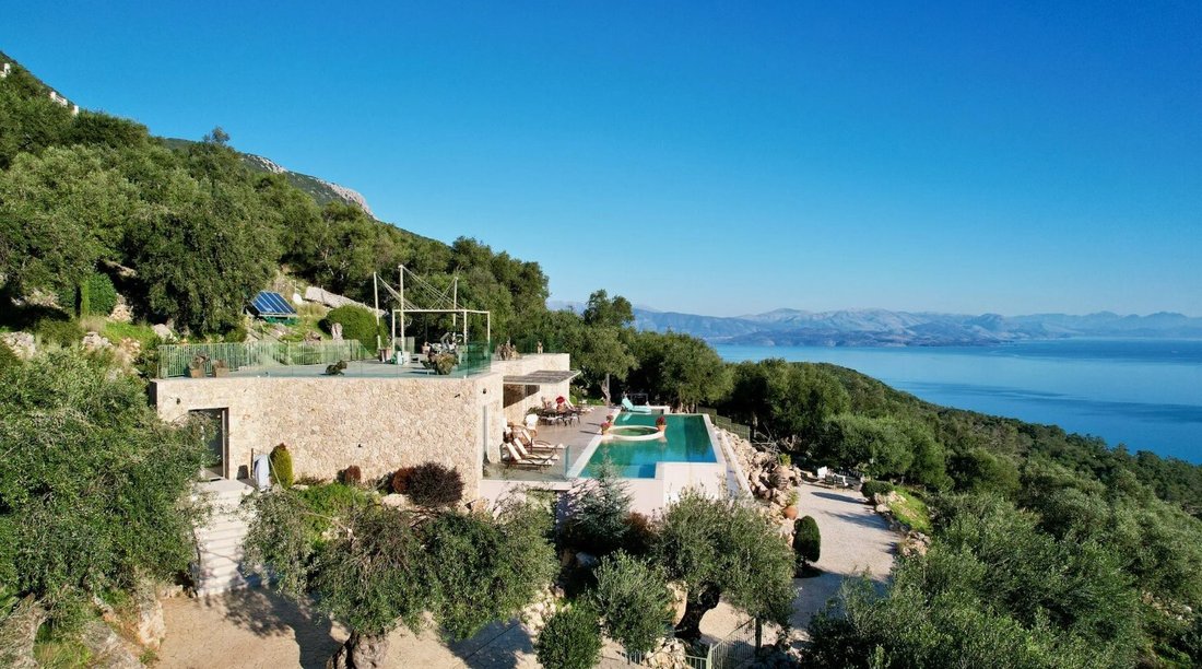 Villa in Corfu, Peloponnese, Western Greece and the Ionian, Greece 4 - 18775006