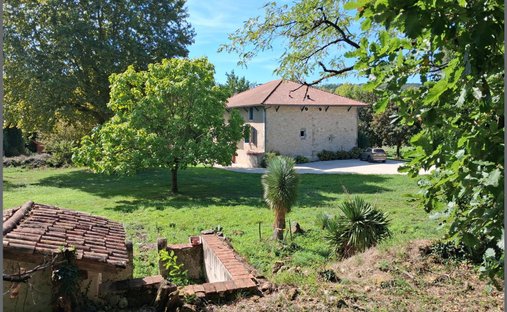 House in Bazens, Nouvelle-Aquitaine, France 1