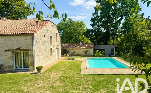Casa a Aubiac, Nuova Aquitania, Francia 1
