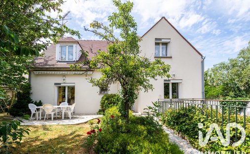 Casa en Vieux Village-Missionnaires, Fontenay-le-Fleury, Francia 1