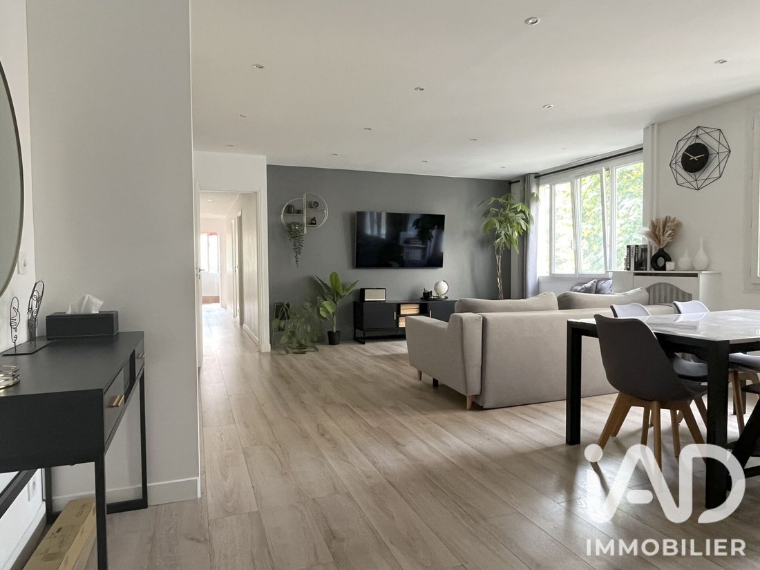 Apartment in Nord Résidentiel, Enghien-les-Bains, France 1 - 17959305