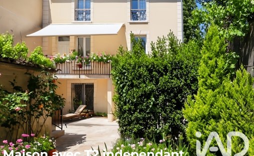 House in Les Joncs Marins-Croix d'Eau, Le Perreux-sur-Marne, France 1