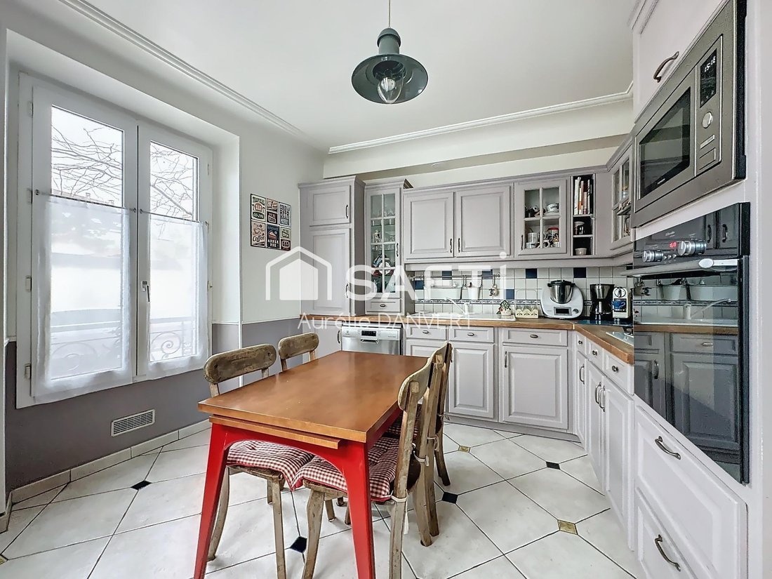 House in Centre Ville, Rueil-Malmaison, France 3 - 18791325