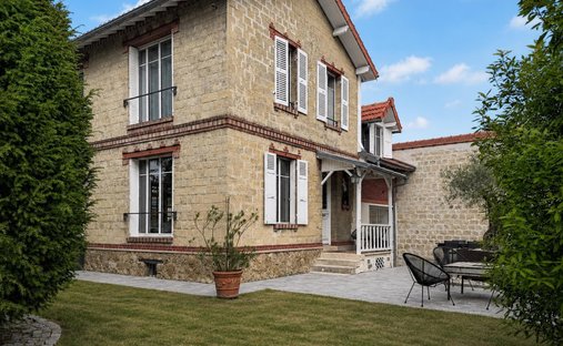 House in Ouest, Croissy-sur-Seine, France 1