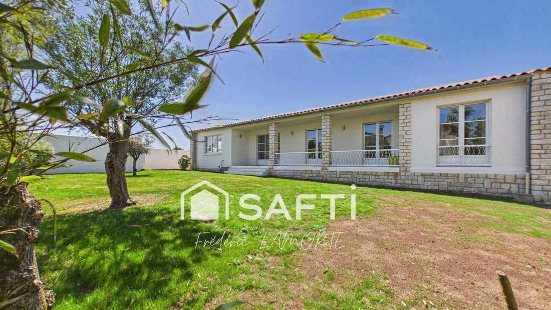 Casa en Sainte-Soulle, Nueva Aquitania, Francia 3 - 18126973