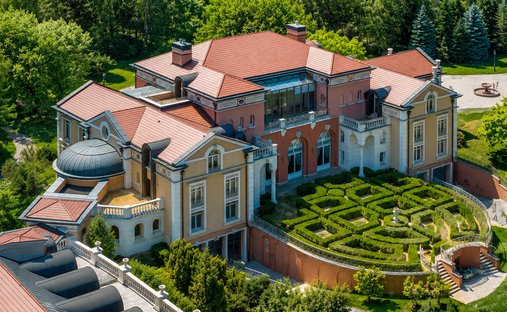 Villa in Kampinos, Masovian Voivodeship, Poland 1