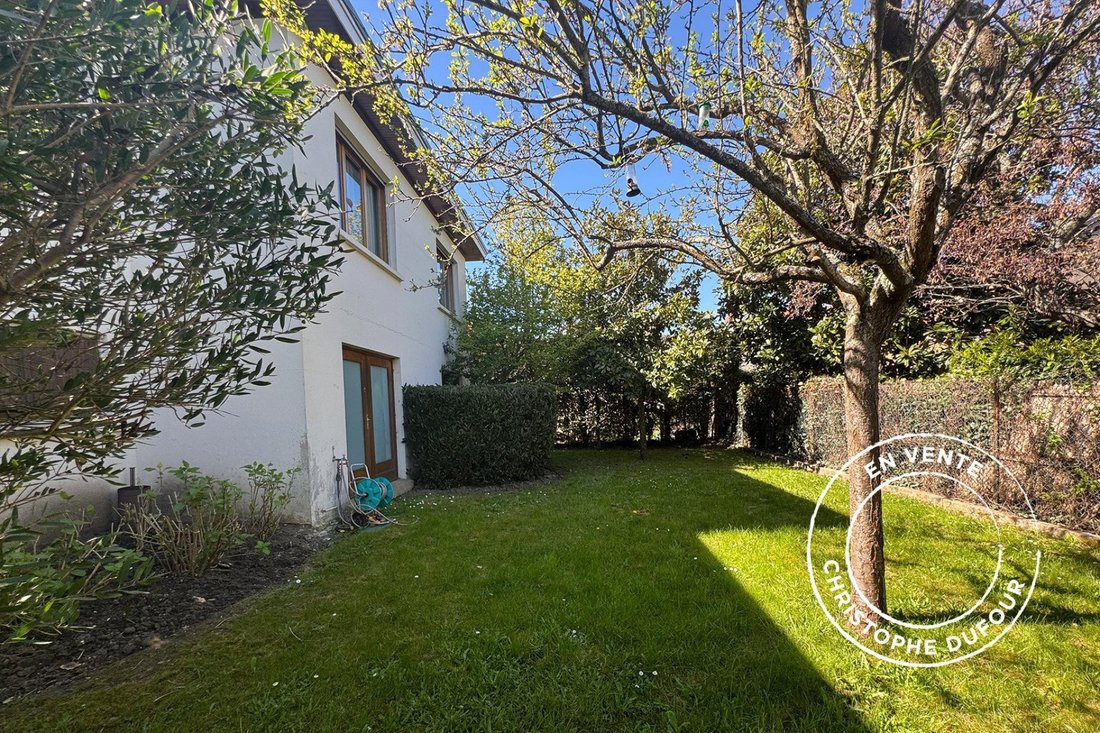 Maison à Jardin Parisien, Clamart, France 2 - 18791377