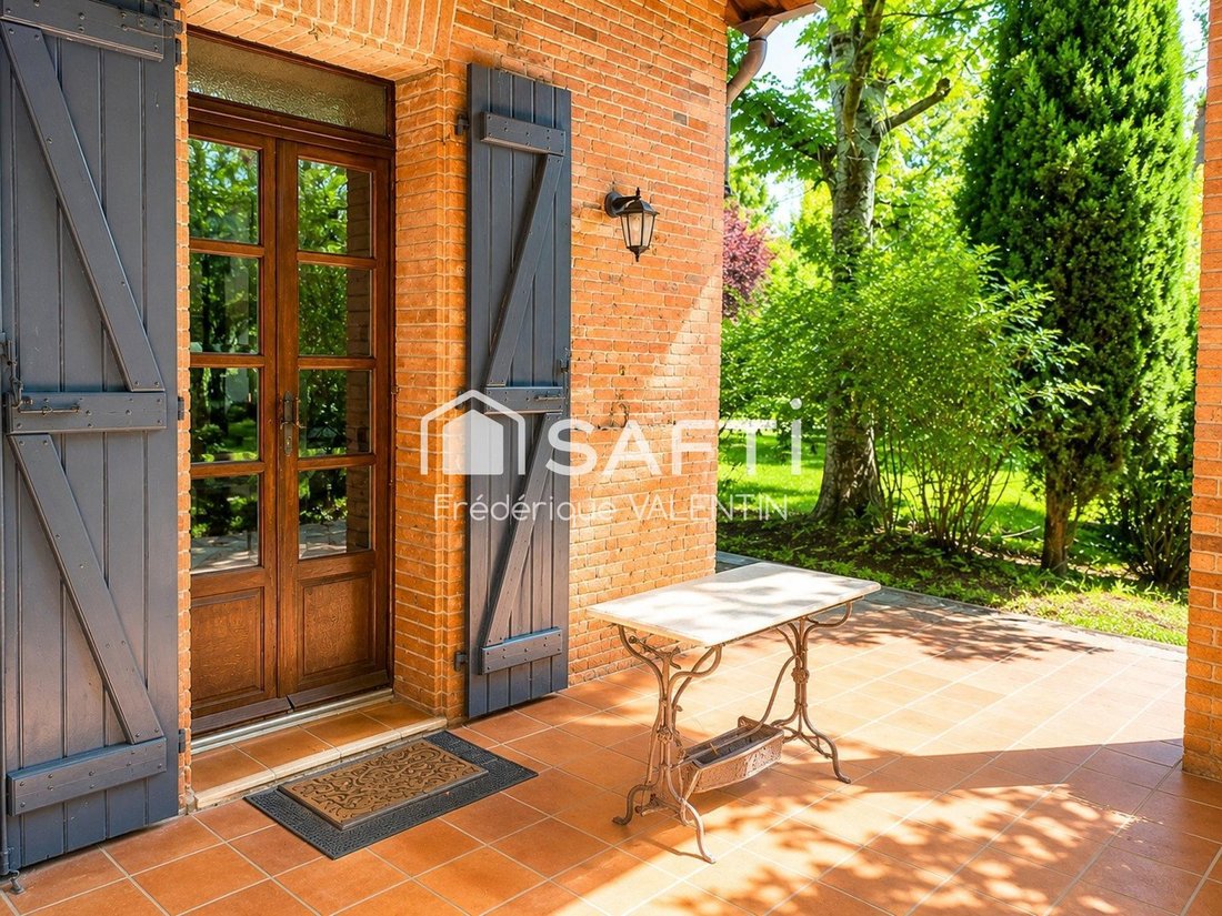 House in Rouffiac-Tolosan, Occitania, France 3 - 18791375