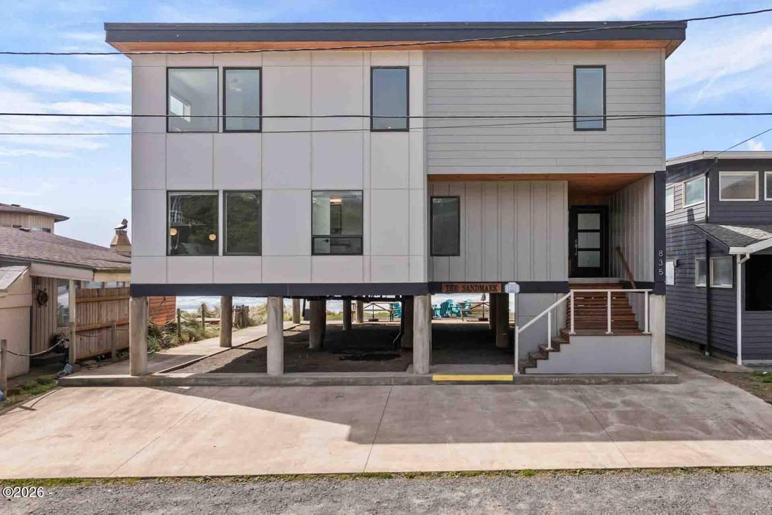 House in Rockaway Beach, Oregon, United States 4 - 18791253