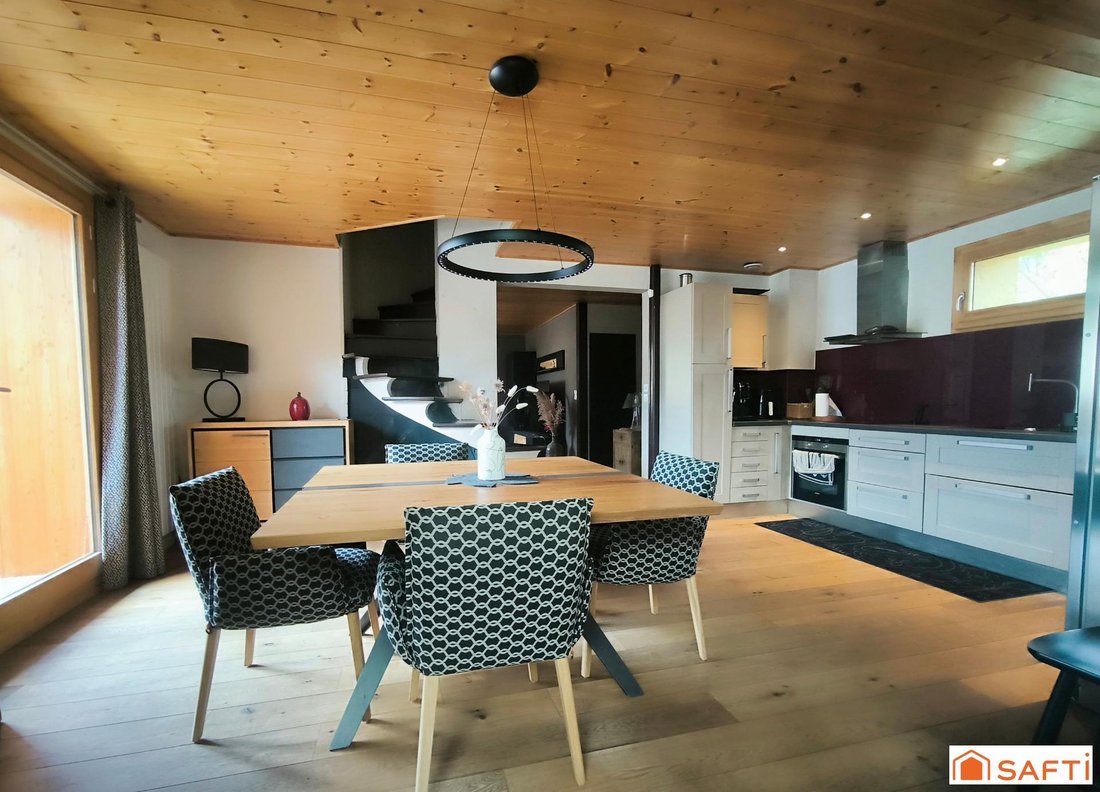 House in La Salle-les-Alpes, Provence-Alpes-Côte d'Azur, France 2 - 18259620