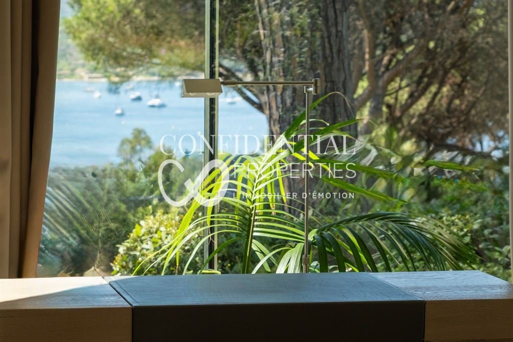 Villa en Zone Est Diffuse, San Tropez, Francia 4 - 18669608