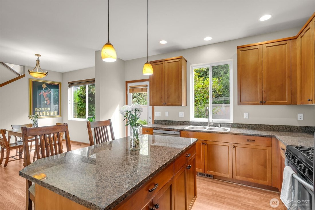 Casa a Issaquah, Washington, Stati Uniti 4 - 18802204