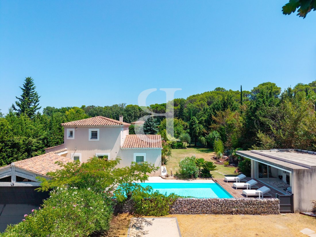 Villa in Loriol-du-Comtat, Provence-Alpes-Côte d'Azur, Frankreich 1 - 18537324