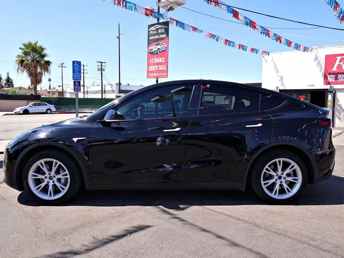 Suv in El Monte, CA, United States 3 - 18799222