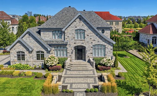 Casa a Brossard, Québec, Canada 1