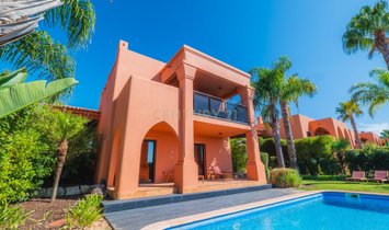 Villa in Alcantarilha, Algarve, Portugal 1