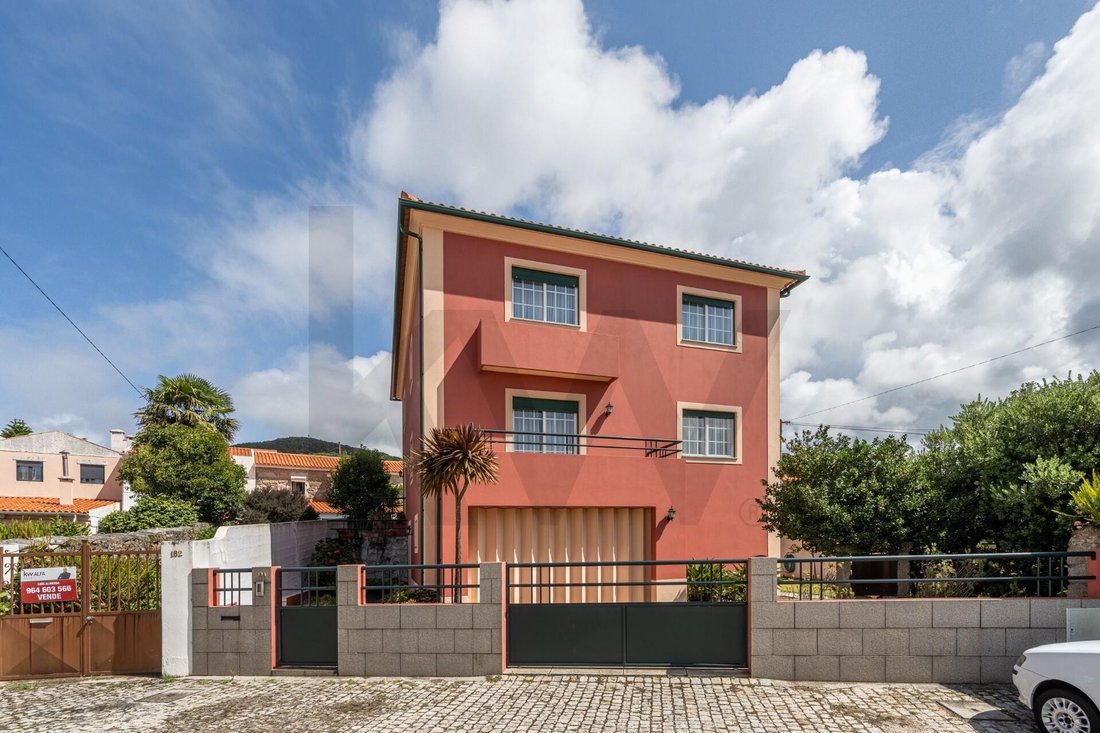 Townhouse en Vila Praia de Ancora, Distrito de Viana do Castelo, Portugal 1 - 14951505