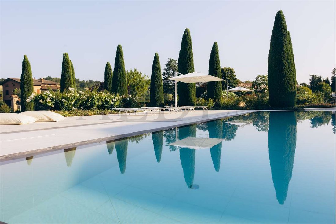 Villa in Castelvetro di Modena, Emilia-Romagna, Italien 1 - 18804083