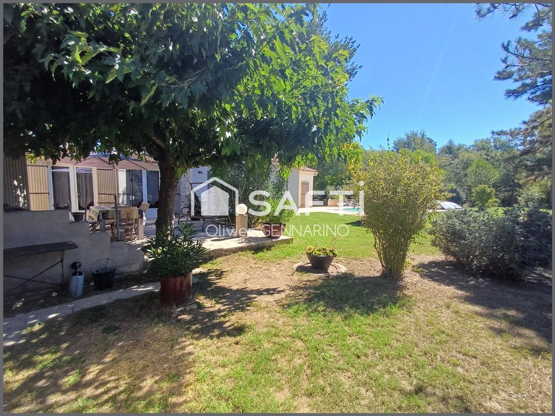 House in Crillon-le-Brave, Provence-Alpes-Côte d'Azur, France 2 - 18803289