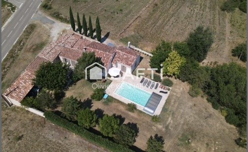 House in Crillon-le-Brave, Provence-Alpes-Côte d'Azur, France 1