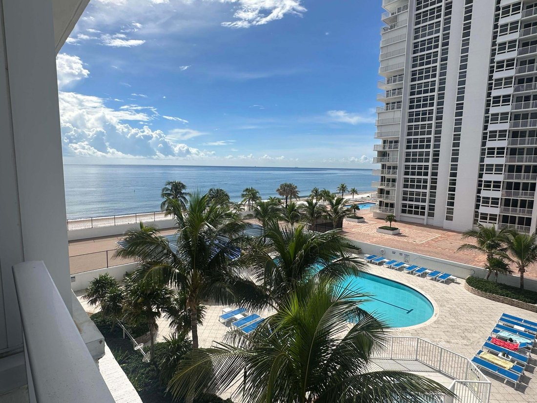 Condominio en Hillsboro Beach, Florida, Estados Unidos 1 - 18803571