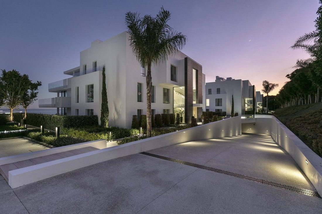 Apartment in Estepona, Andalusia, Spain 2 - 18804052