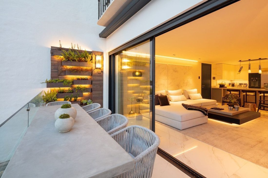 Apartamento en Playa Puerto Banús, Marbella, España 3 - 18804048