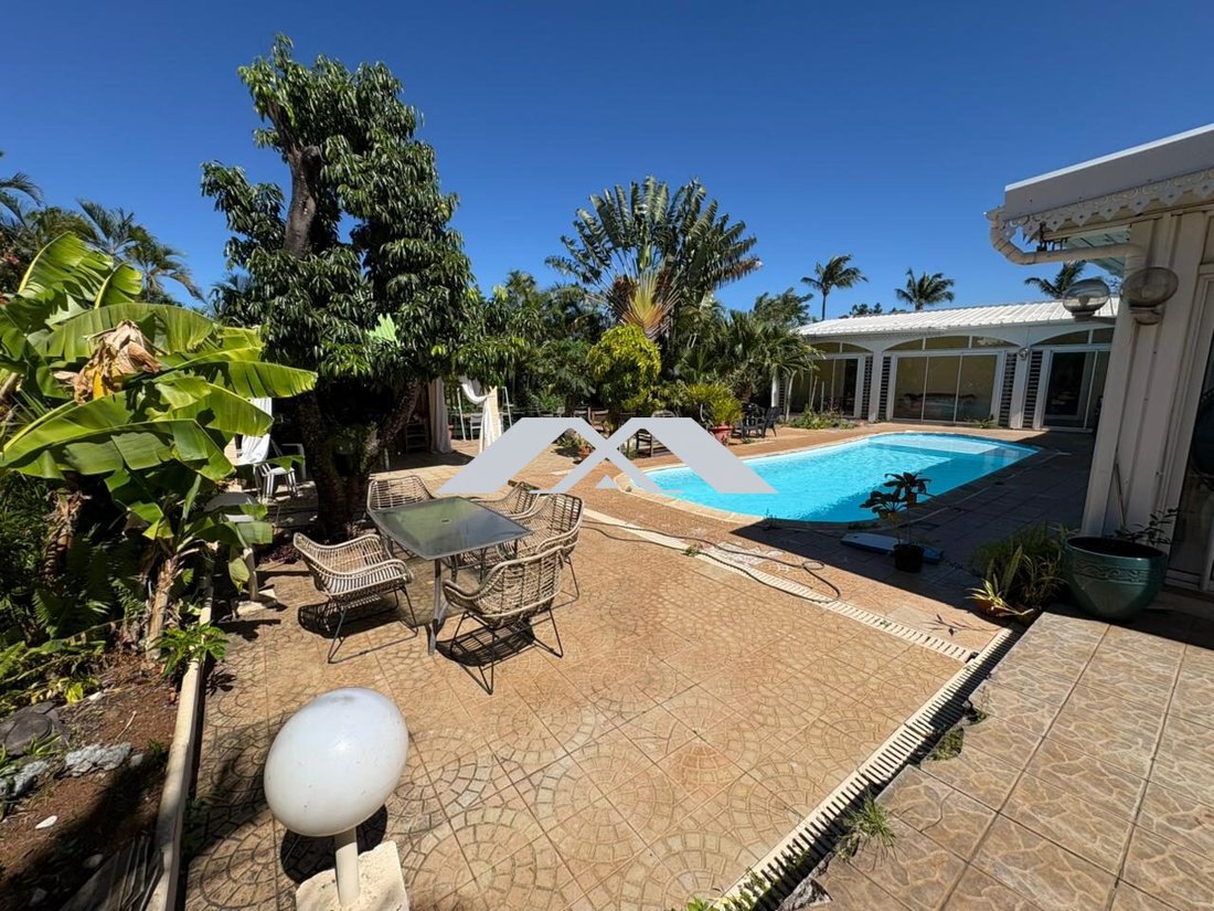 House in Saint-Pierre, Provence-Alpes-Côte d'Azur, France 1 - 18802107