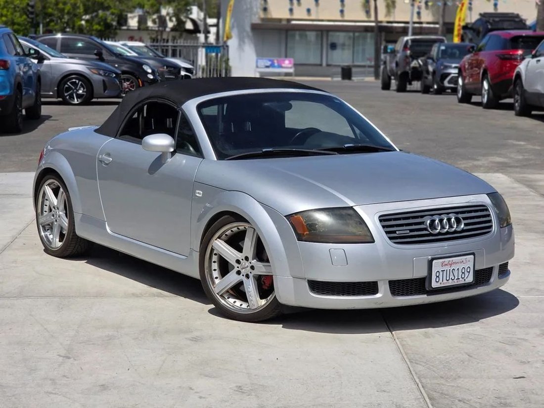 Cabriolet in San Diego, CA, United States 3 - 18804545