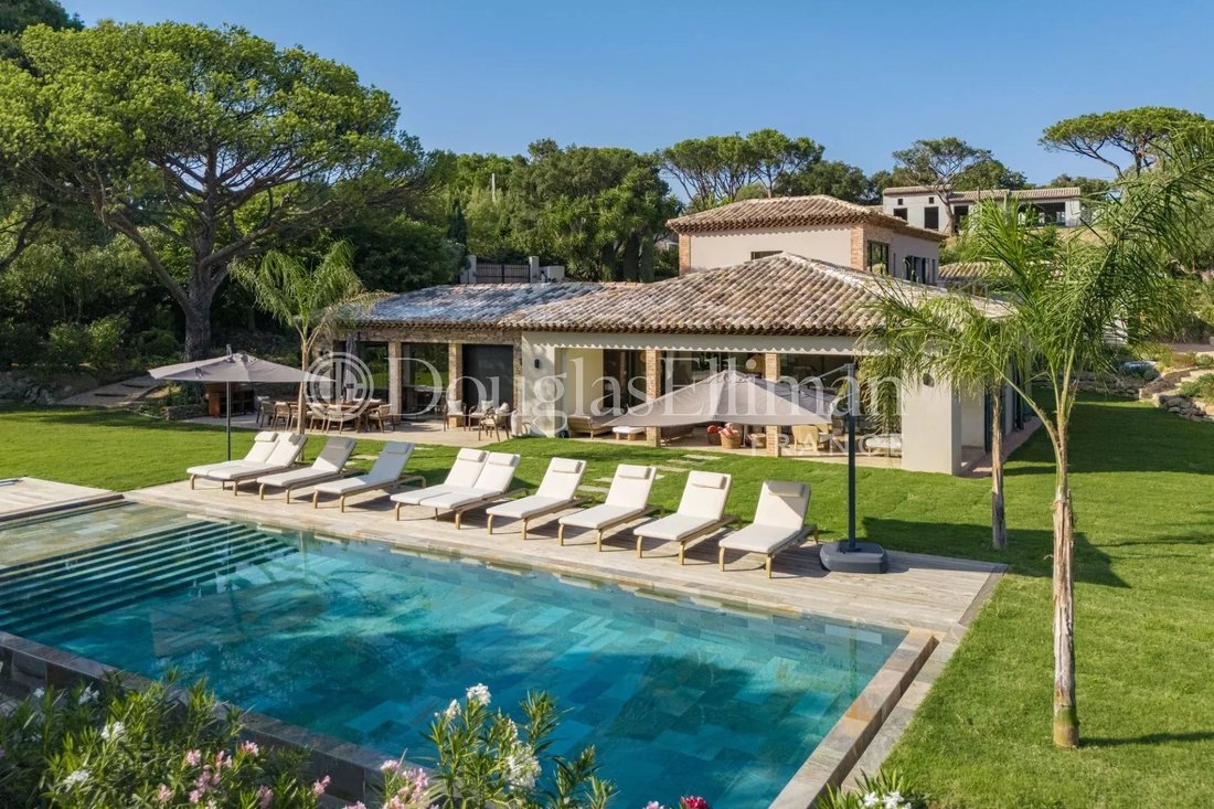 Villa en Zone Est Diffuse, San Tropez, Francia 2 - 18796416