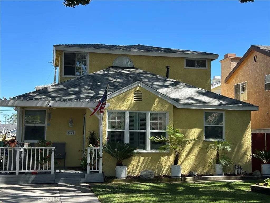 Torrance, California, United States 1 - 18795291