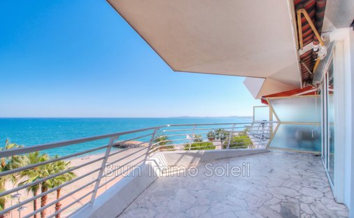 Apartment in Val de Cagne-Colline Route de Vence, Cagnes-sur-Mer, France 1