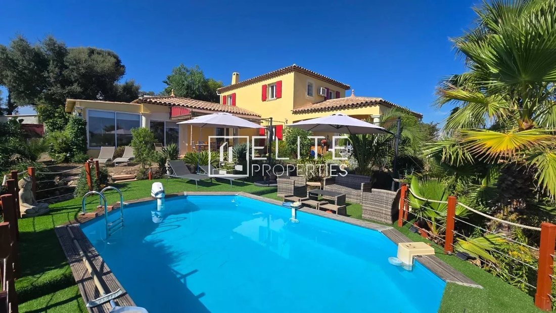 Maison à Tanneron, Provence-Alpes-Côte d'Azur, France 1 - 18804125