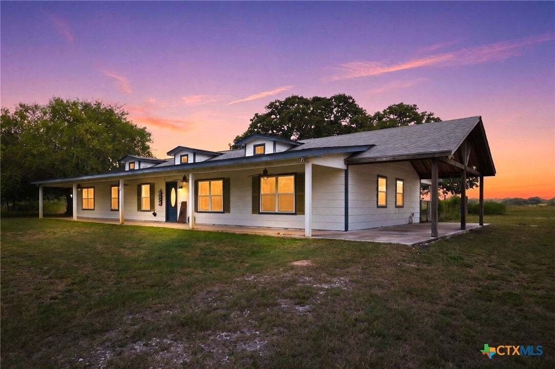 Casa a Seguin, Texas, Stati Uniti 1 - 18794519