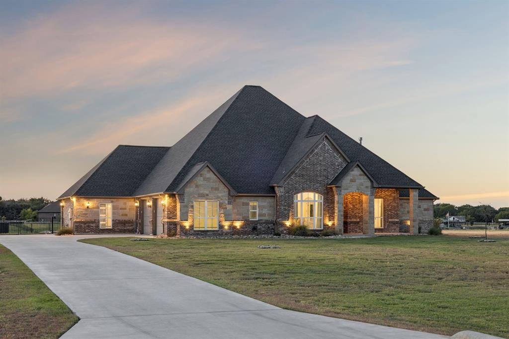 House in Azle, Texas, United States 1 - 18801162