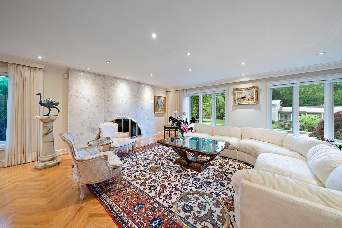 House in Newton, Massachusetts, United States 4 - 18072653