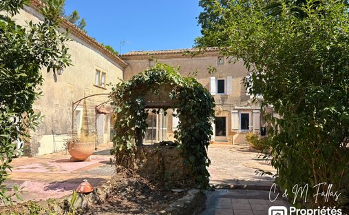 Villa en Arrondissement de Nîmes, Occitanie, France 1