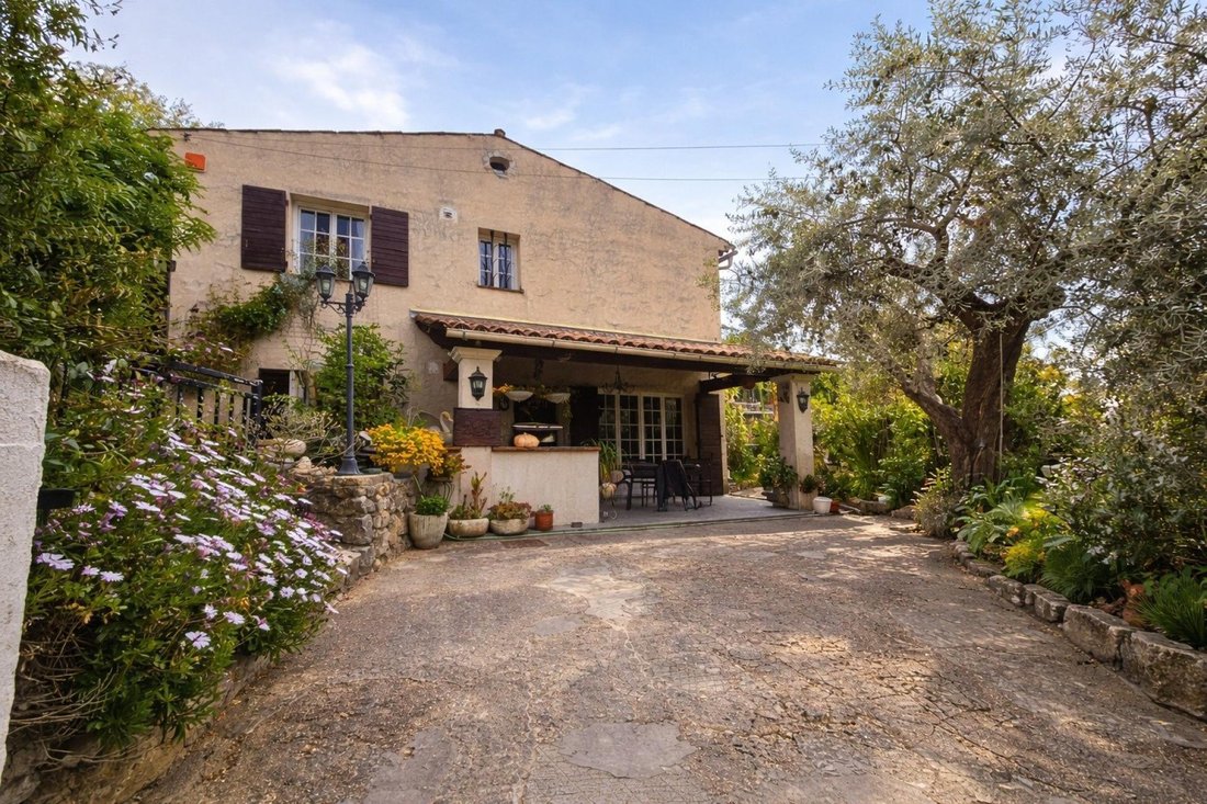 House in Nord-Hameaux, Contes, France 1 - 18803264