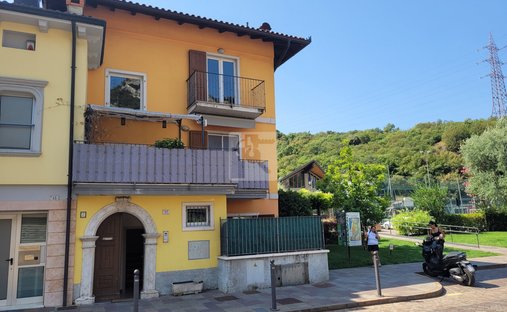 Casa a Nago-Torbole, Trentino-Alto Adige, Italia 1
