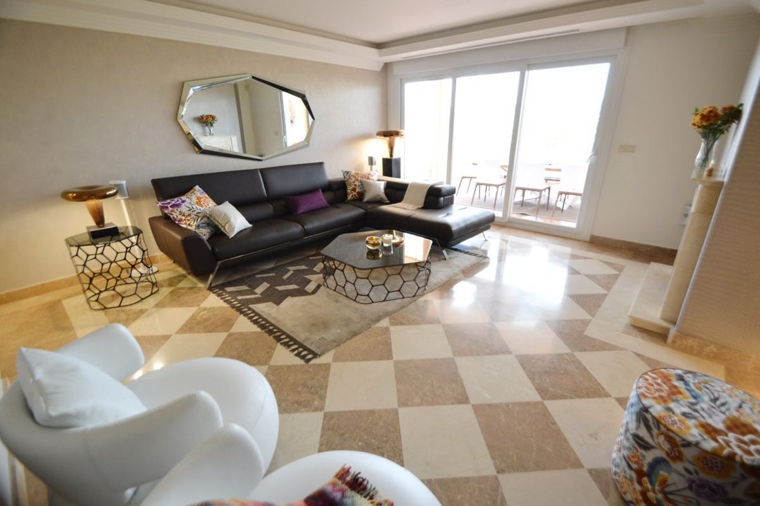 Apartamento en Playa Puerto Banús, Marbella, España 4 - 18804081