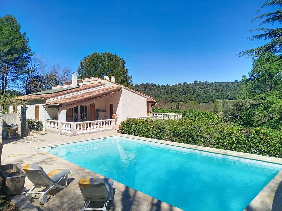Villa en Pontevès, Provenza-Alpes-Costa Azul, Francia 1 - 18793935