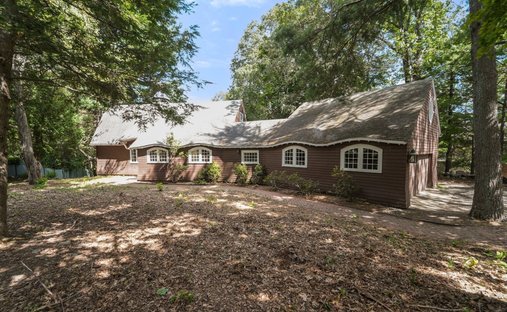 House in Brookline, Massachusetts, United States 1