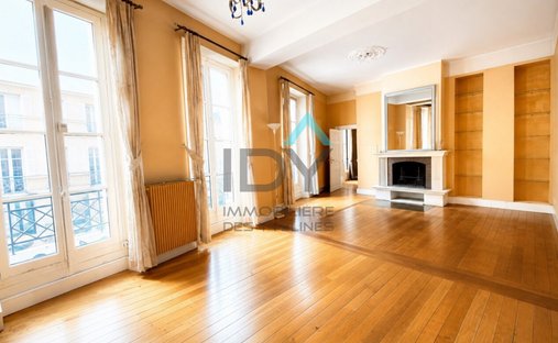 Apartment in Forêt, Saint-Germain-en-Laye, France 1
