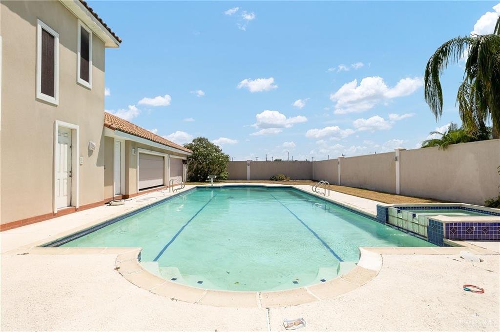 House in McAllen, Texas, United States 3 - 18794377