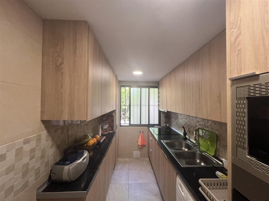 Apartment in Marbella, Andalusia, Spain 4 - 18804087