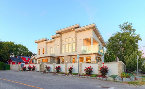 Maison à Kelowna, Colombie-Britannique, Canada 1